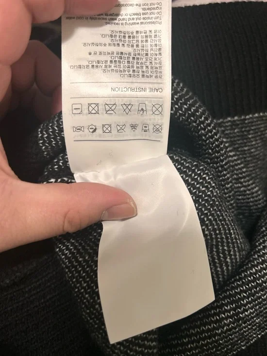 WE11done Black Logo Knit Sweater - Men - Picture 6 of 6